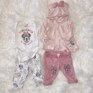 4 piece Minni Mouse matching set. Infant girls
